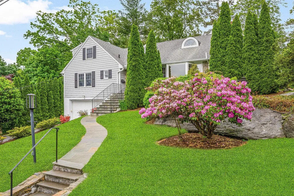 3 Briar Close Road Larchmont NY 10538