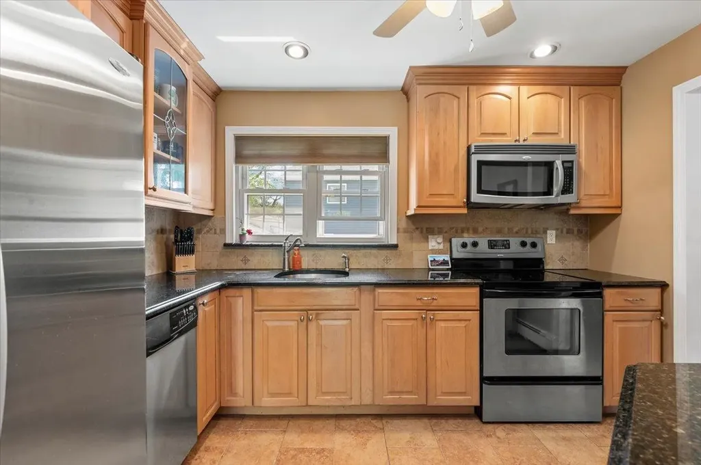2 Manor Drive Bethpage NY 11714