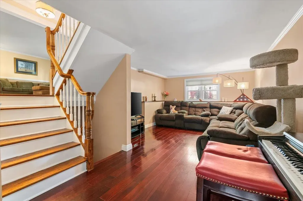 2 Manor Drive Bethpage NY 11714