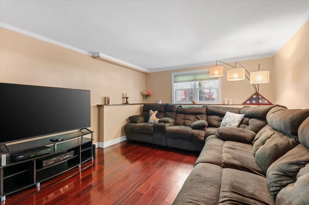 2 Manor Drive Bethpage NY 11714
