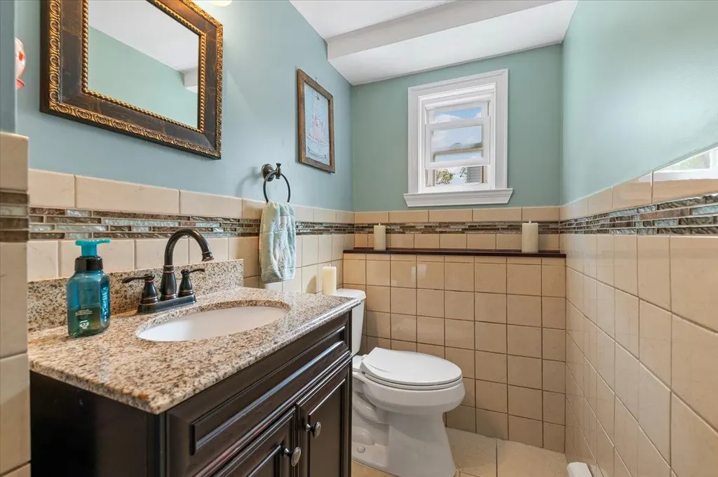 2 Manor Drive Bethpage NY 11714