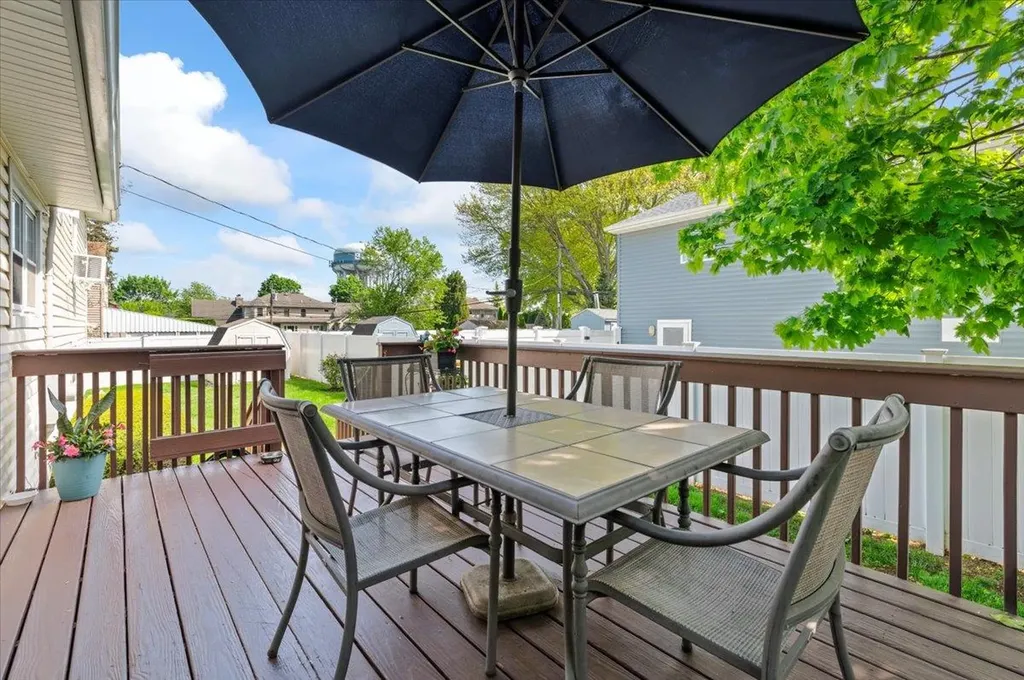 2 Manor Drive Bethpage NY 11714