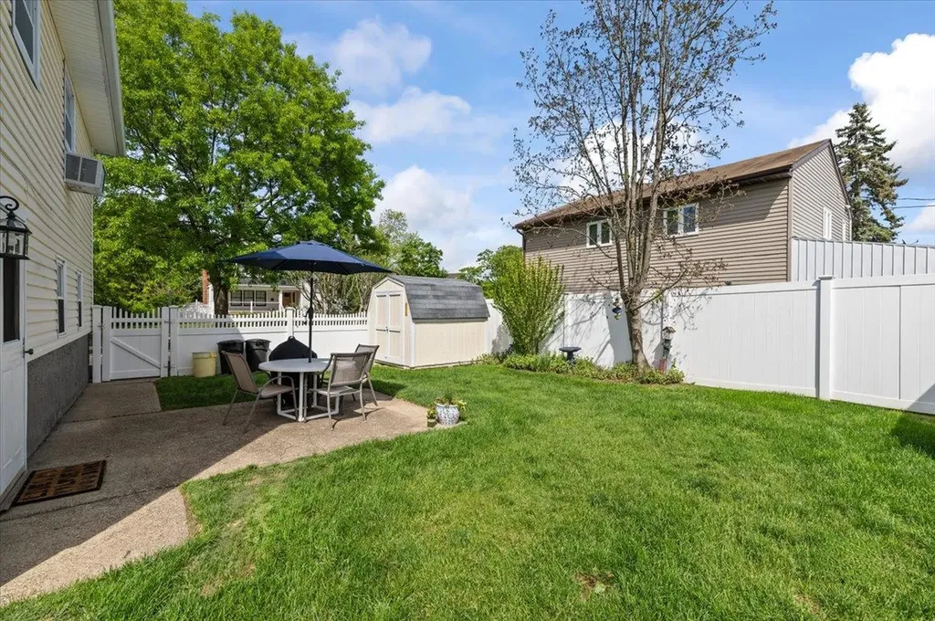 2 Manor Drive Bethpage NY 11714