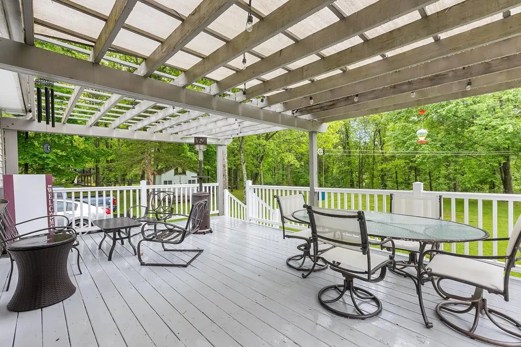 6 Sloan Court Wallkill NY 12589
