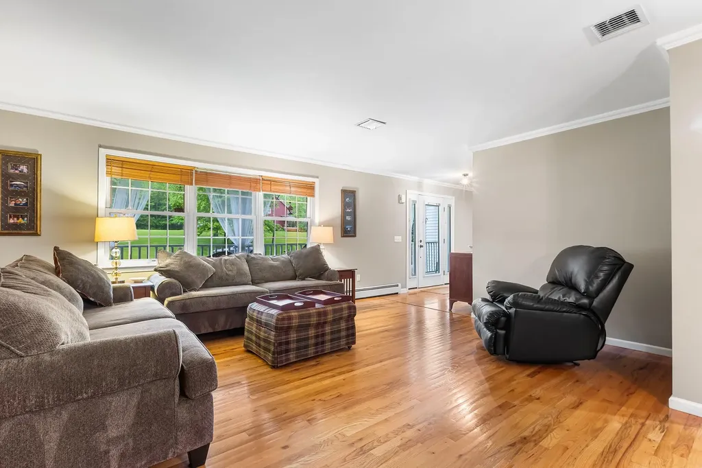 6 Sloan Court Wallkill NY 12589