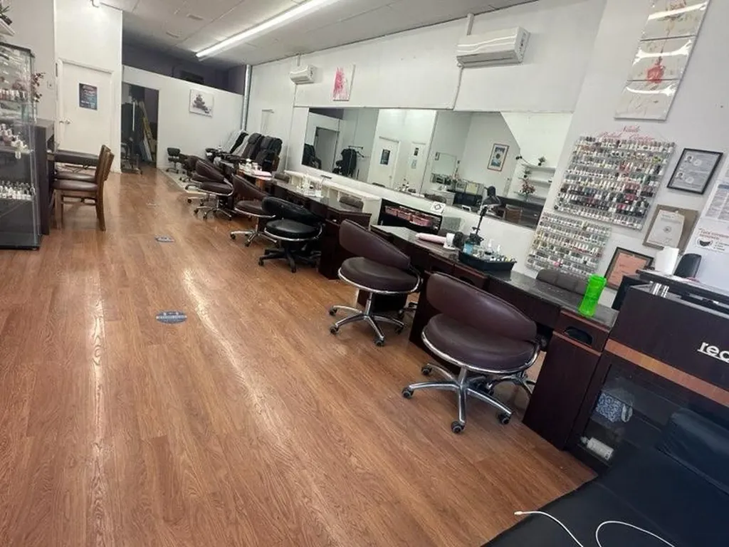64-10 Myrtle Avenue Ridgewood NY 11385