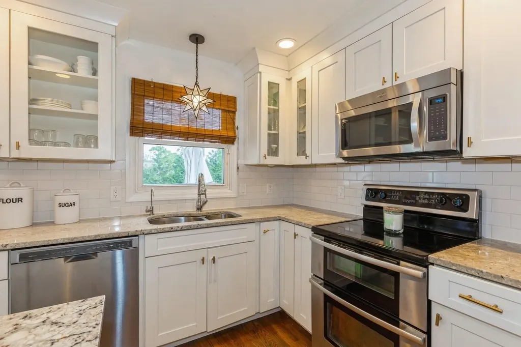 221 Schoenfeld Boulevard Patchogue NY 11772