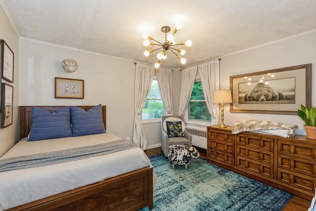 221 Schoenfeld Boulevard Patchogue NY 11772