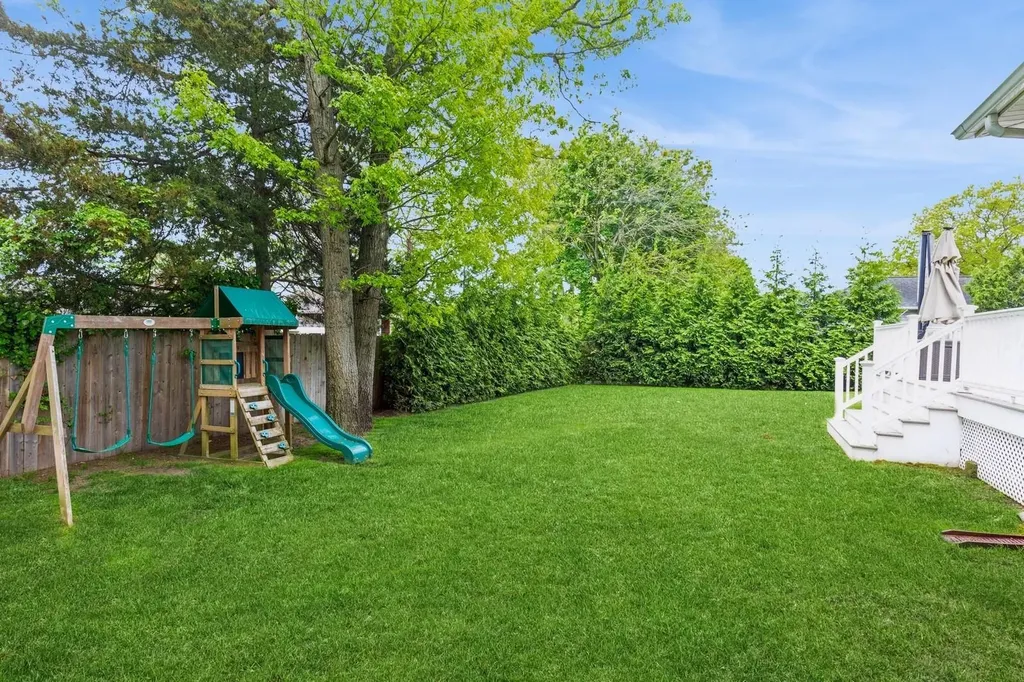221 Schoenfeld Boulevard Patchogue NY 11772