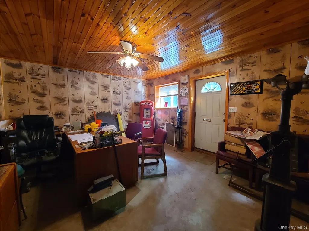 26 Hook Road Sparrowbush NY 12780