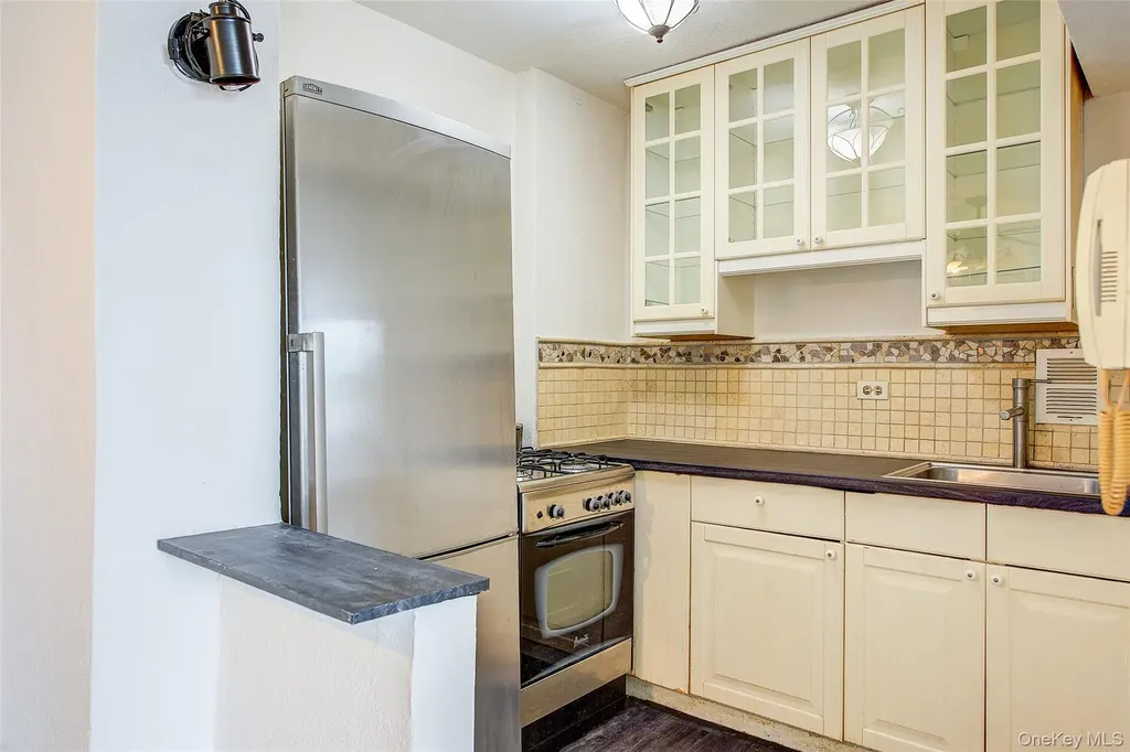 3901 Nostrand Avenue Brooklyn NY 11235