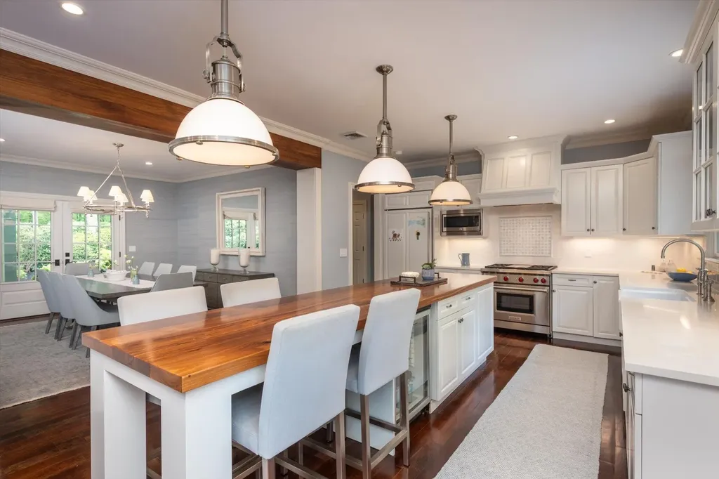 84 Saw Mill Road Cold Spring Harbor NY 11724