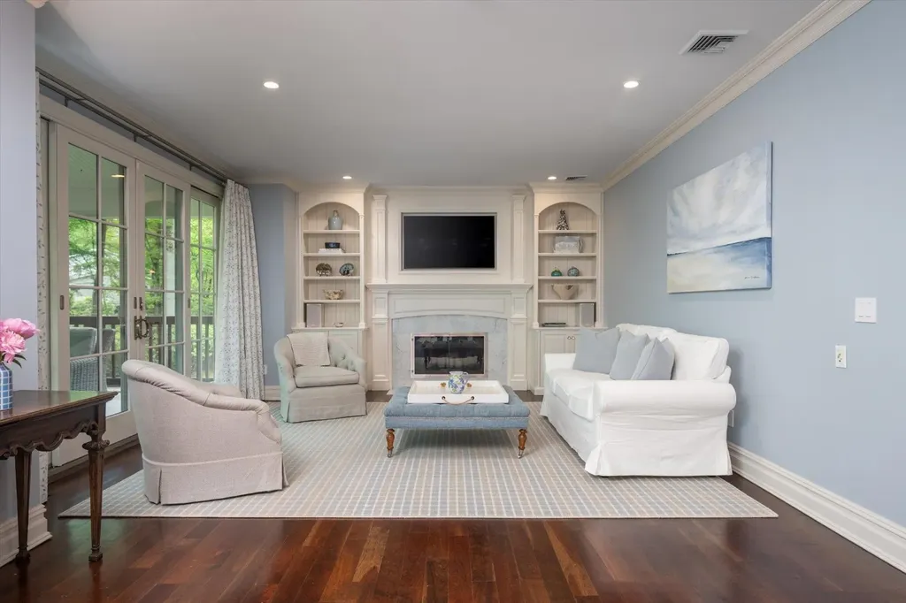 84 Saw Mill Road Cold Spring Harbor NY 11724