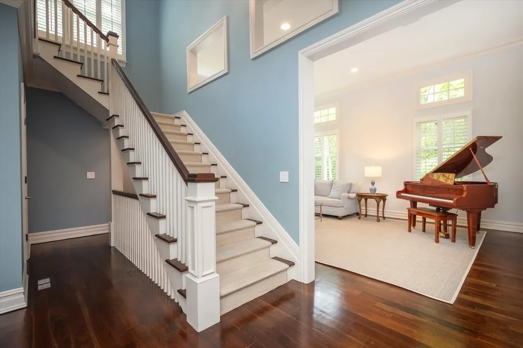 84 Saw Mill Road Cold Spring Harbor NY 11724