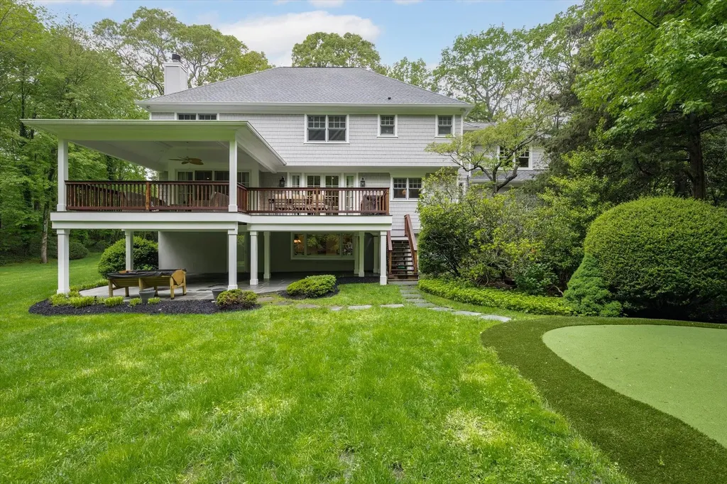 84 Saw Mill Road Cold Spring Harbor NY 11724