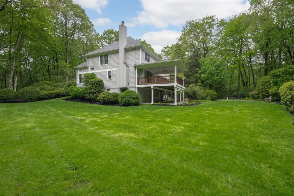 84 Saw Mill Road Cold Spring Harbor NY 11724