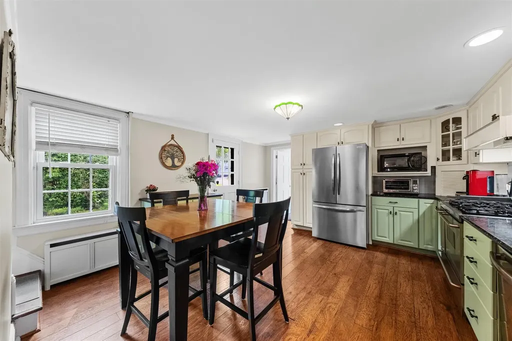 70 Willow Lane New Windsor NY 12553