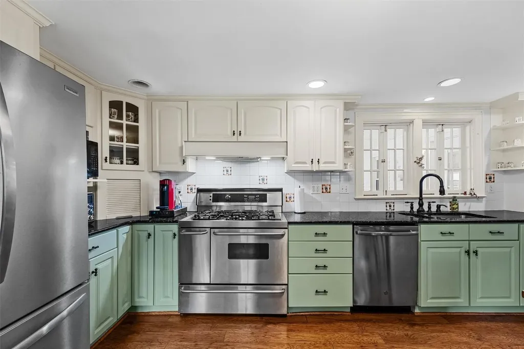 70 Willow Lane New Windsor NY 12553
