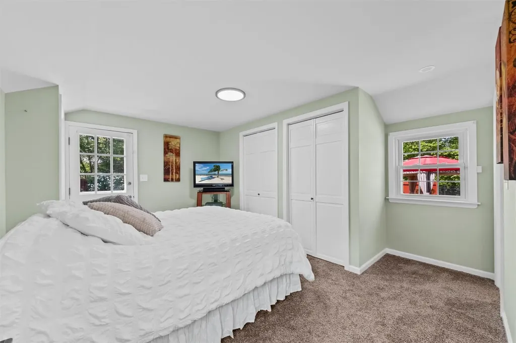 70 Willow Lane New Windsor NY 12553