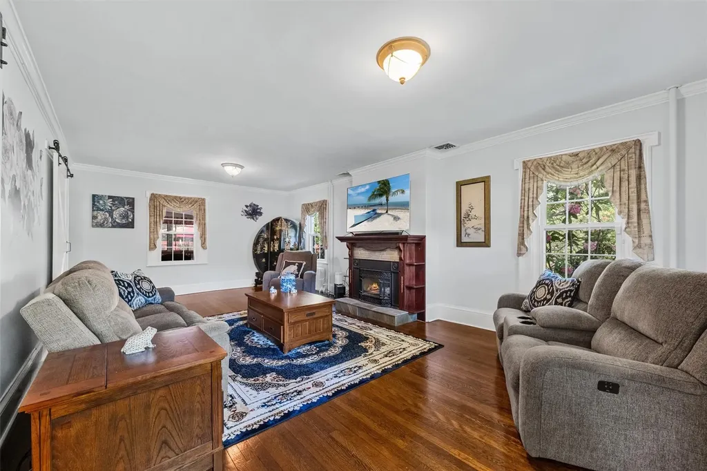 70 Willow Lane New Windsor NY 12553