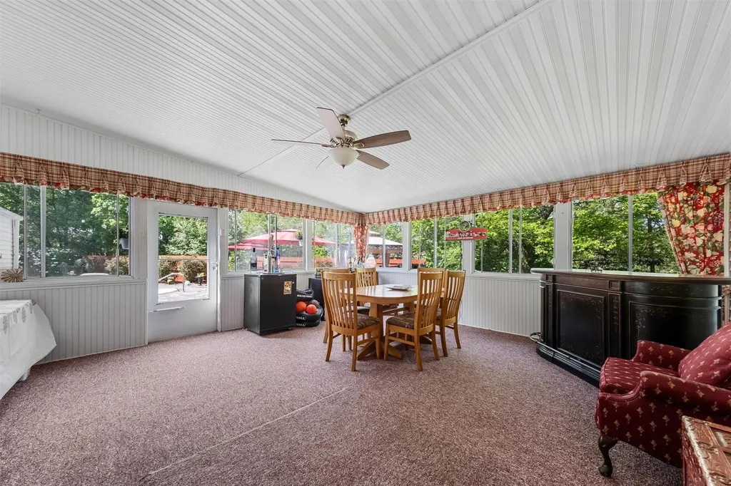 70 Willow Lane New Windsor NY 12553