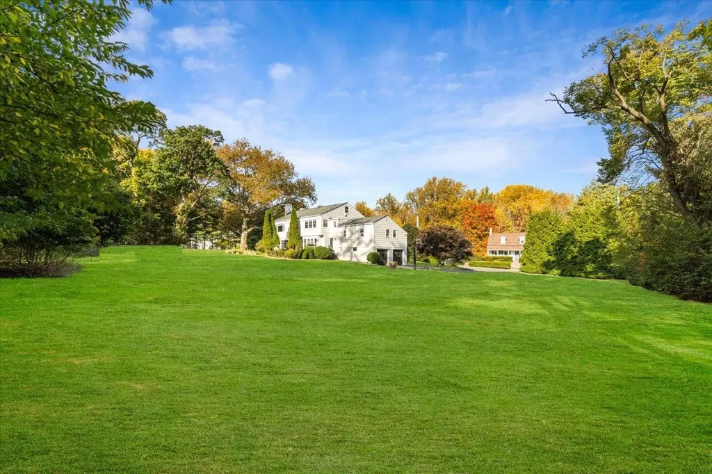 17 Puritan Road Rye NY 10580