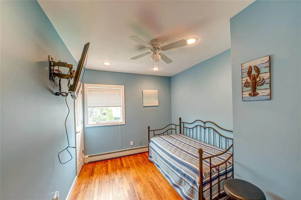 11 Dartmouth Drive Deer Park NY 11729