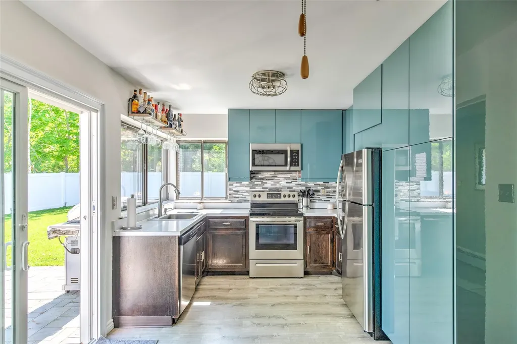 12 Folsom Lane Coram NY 11727