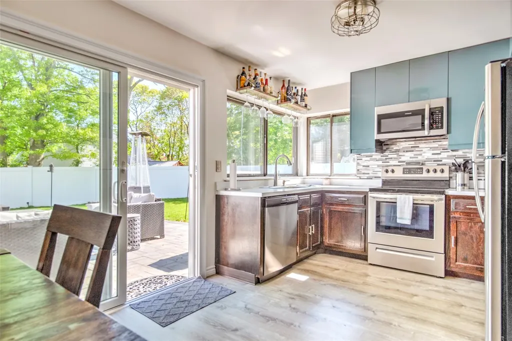 12 Folsom Lane Coram NY 11727