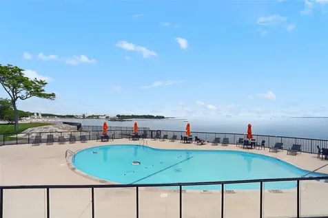 16 Waters Edge Rye NY 10580