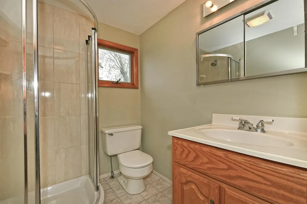 152 Haven Lane Levittown NY 11756