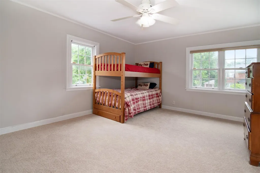 953 Peace Street Pelham NY 10803