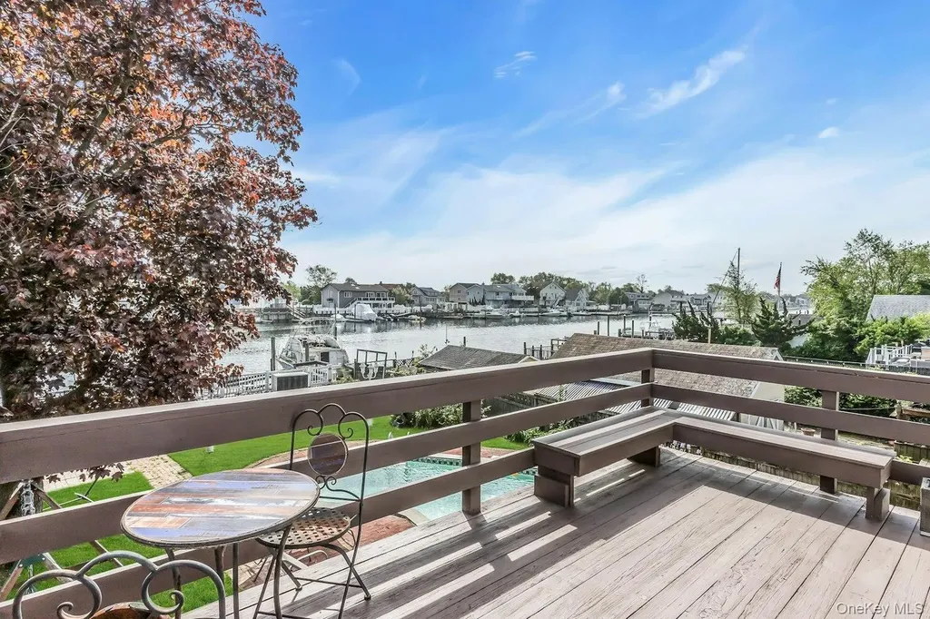 171 Westside Avenue Freeport NY 11520
