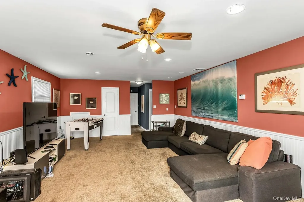 171 Westside Avenue Freeport NY 11520