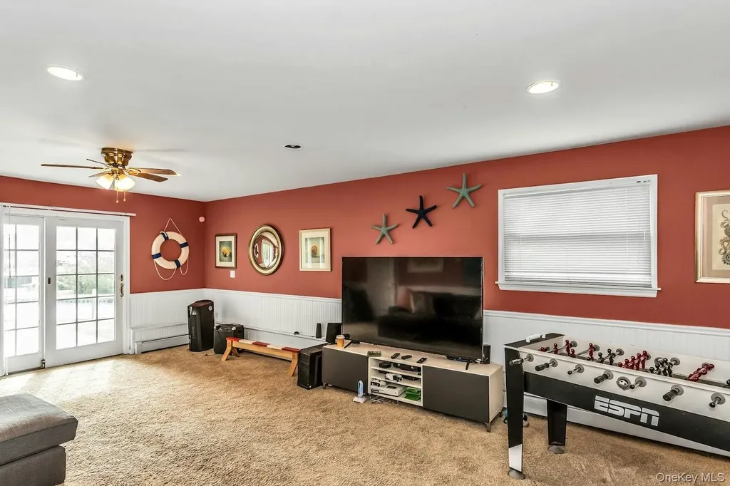 171 Westside Avenue Freeport NY 11520