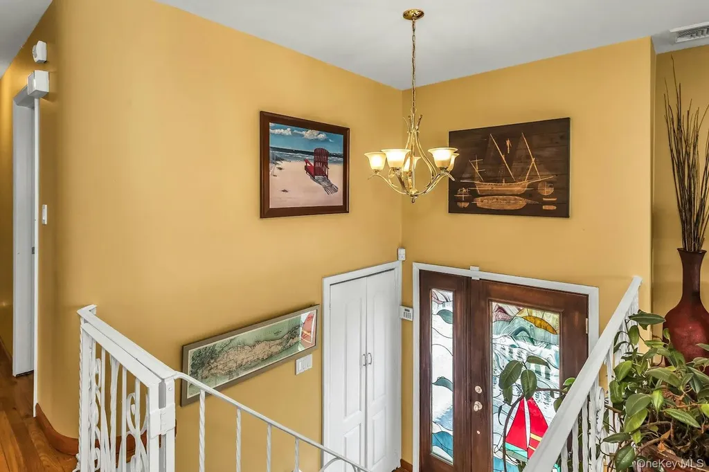 171 Westside Avenue Freeport NY 11520