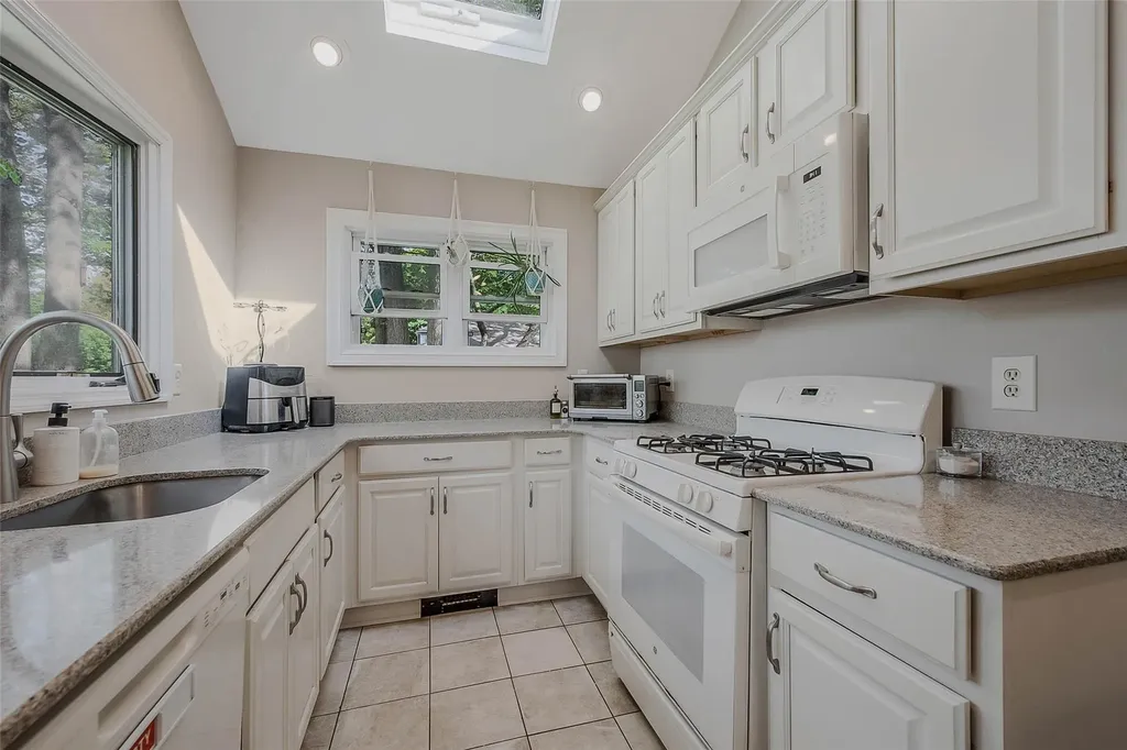 104 Maple Road Rocky Point NY 11778