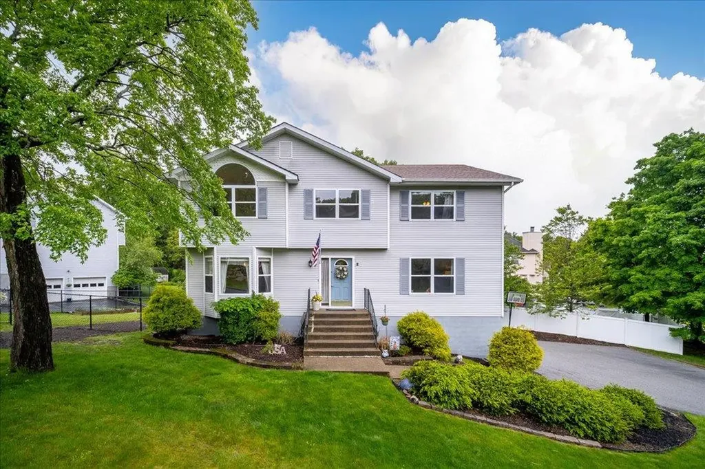 7 Cambridge Circle Monroe NY 10950