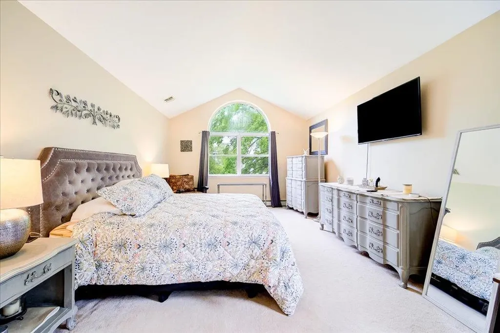 7 Cambridge Circle Monroe NY 10950