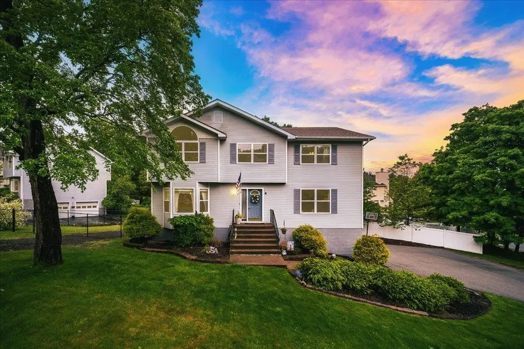 7 Cambridge Circle Monroe NY 10950