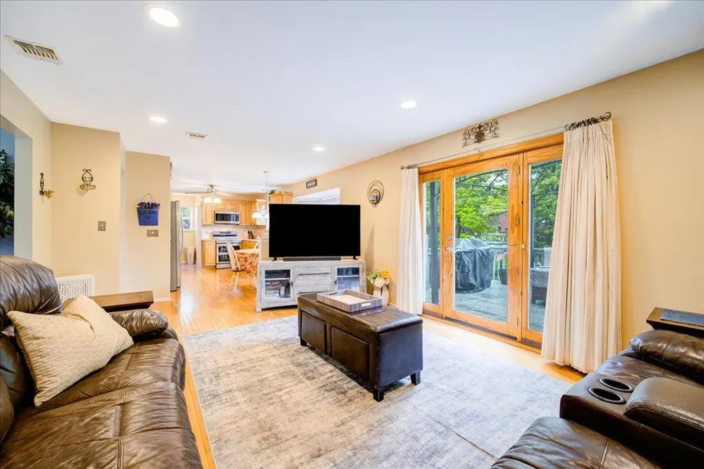 7 Cambridge Circle Monroe NY 10950