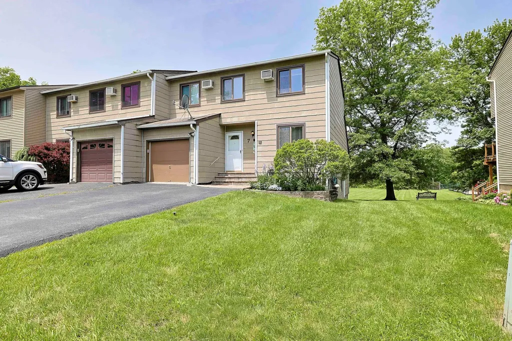 7 Briar Court Fishkill NY 12524