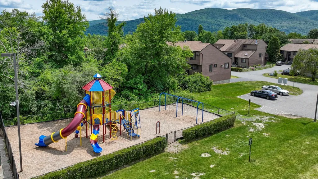 7 Briar Court Fishkill NY 12524