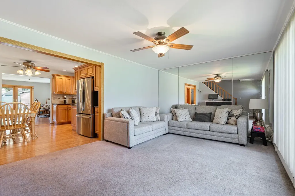 40 Pine Lane Valley Stream NY 11581