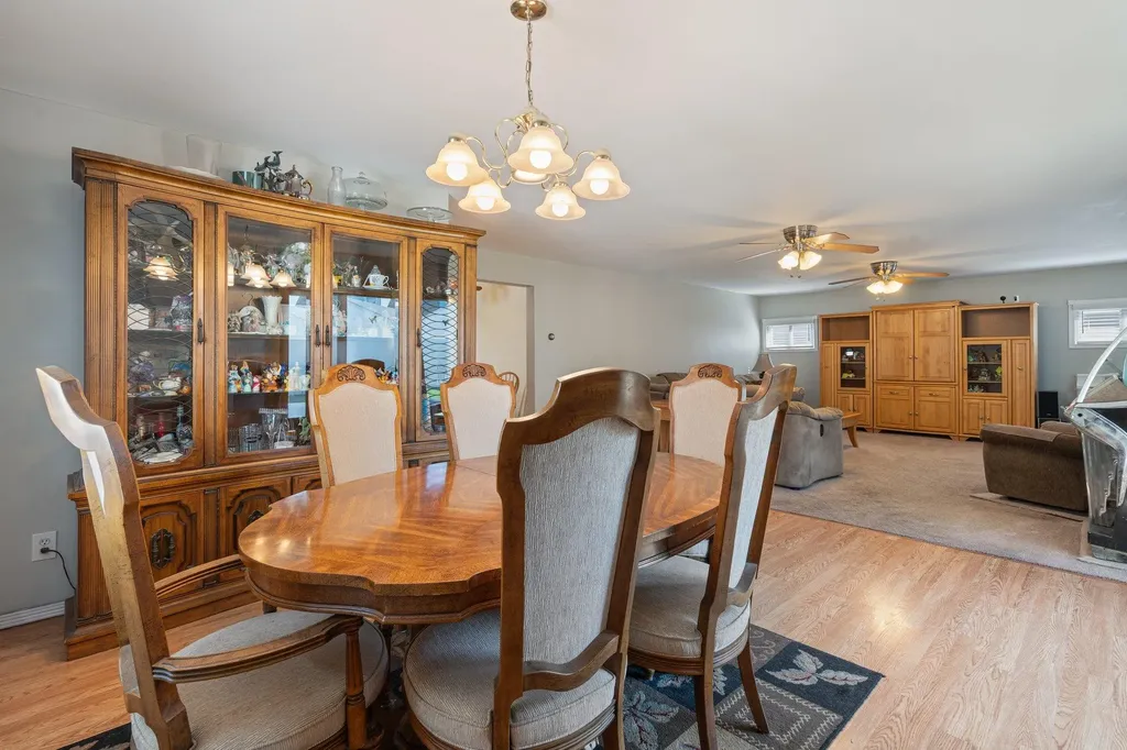 40 Pine Lane Valley Stream NY 11581