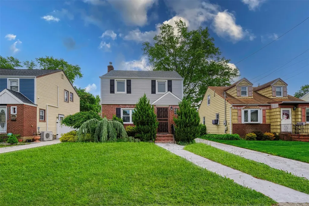206 Holly Avenue Hempstead NY 11550