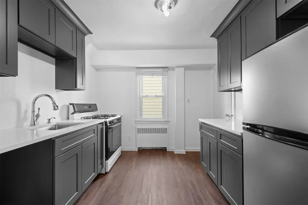 206 Holly Avenue Hempstead NY 11550