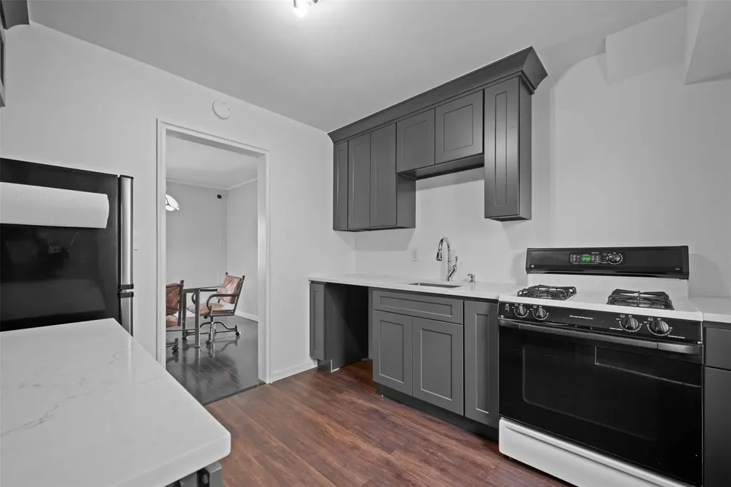 206 Holly Avenue Hempstead NY 11550