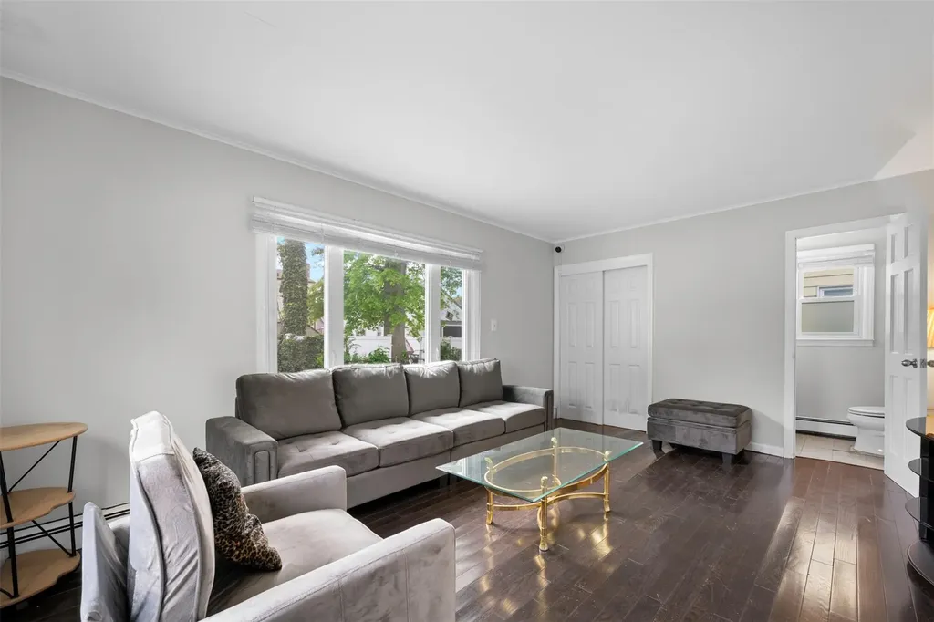 206 Holly Avenue Hempstead NY 11550