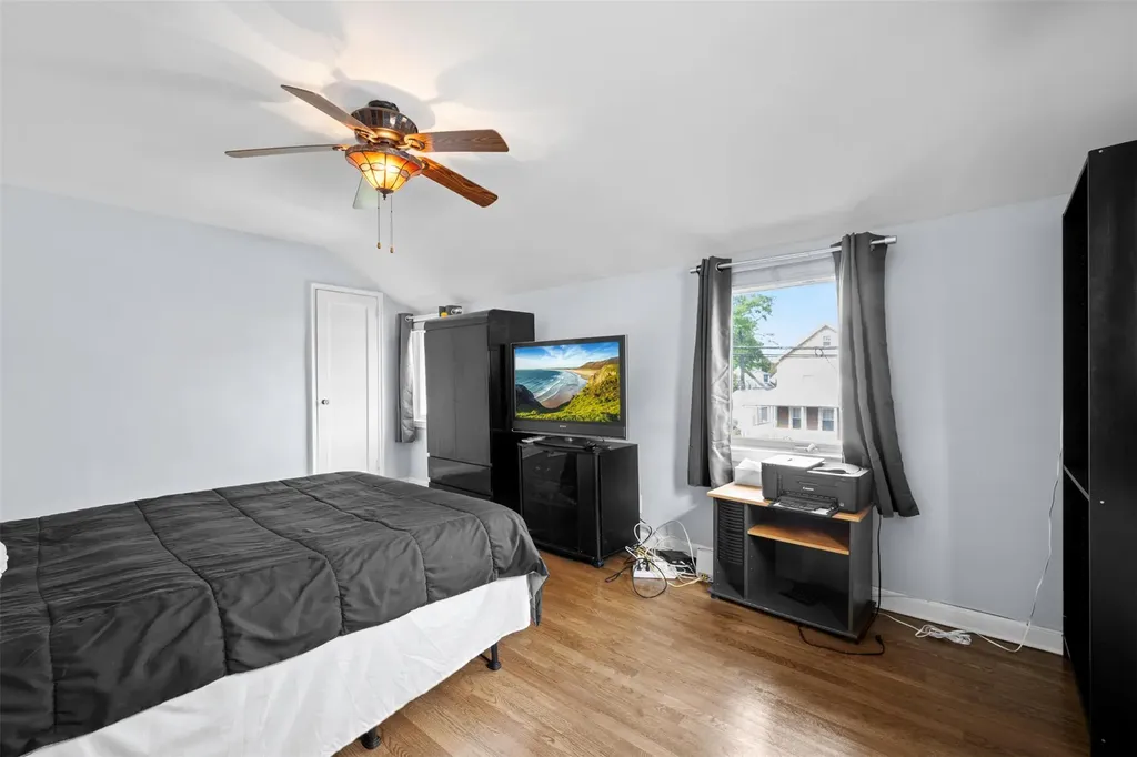 206 Holly Avenue Hempstead NY 11550
